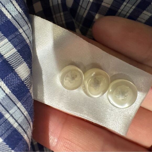 Neiman Marcus Men’s Button Down Shirt 16 1/2 36/37 Blue Plaid Cotton Casual - Picture 6 of 6